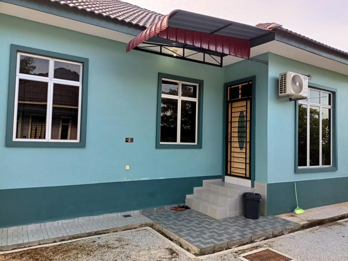 Ummi'S Homestay Besut Kampung Kuala Besut Esterno foto